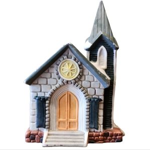 Vintage 1992 Porcelain Collectables Lighted Christmas Village Church